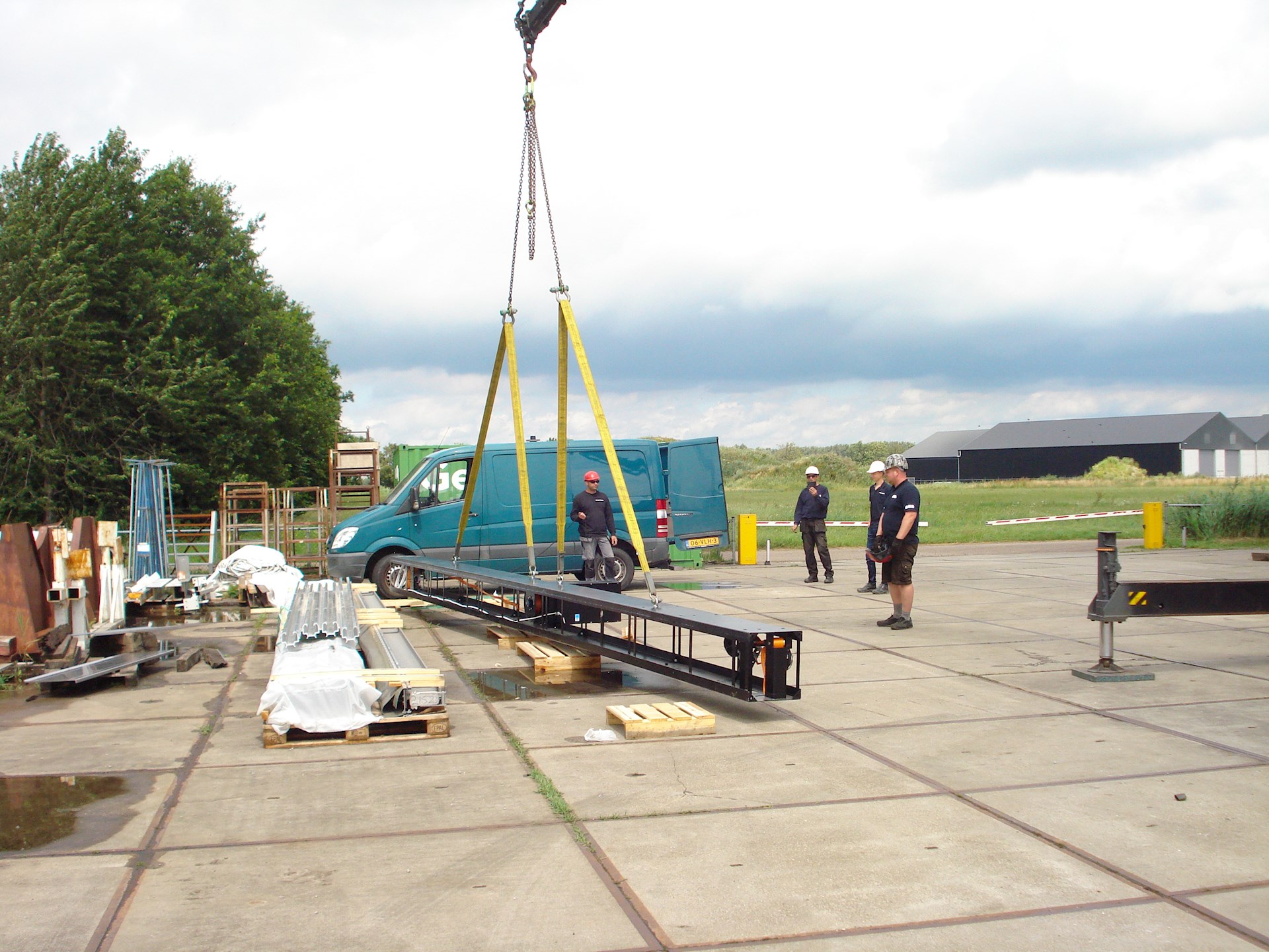 Projecten Mega Deur Ophangen Voor De Firma Assa Abloy3