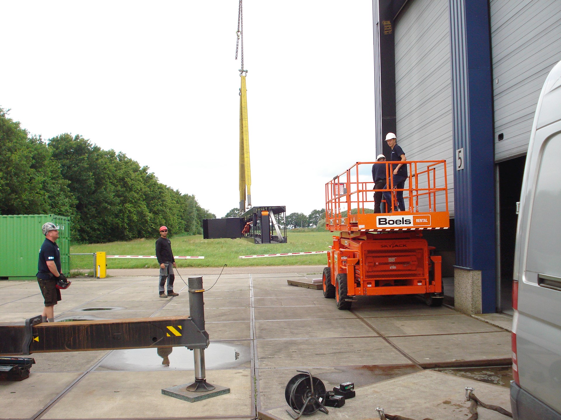 Projecten Mega Deur Ophangen Voor De Firma Assa Abloy5