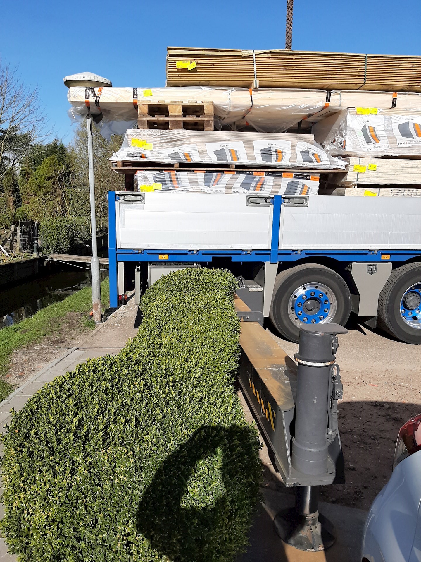 Projecten Op Vakantiepark In Haarlem Over Sloot En Chalet Heen Voor De Firma BMN Amsterdam7