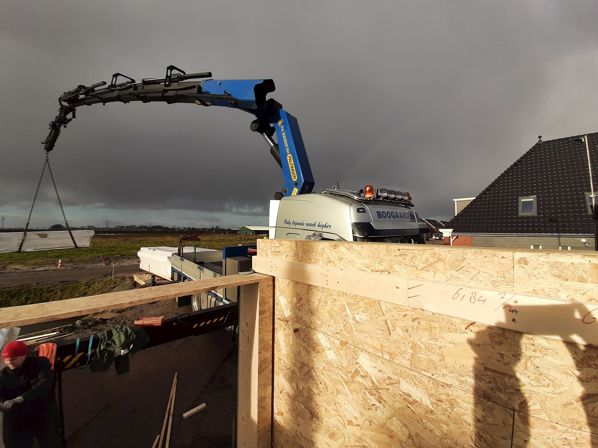 Projecten Prefab Huis In Elkaar Hijsen Zwaagdijk Voor Ebbelaar En Kelderman Aannemers5