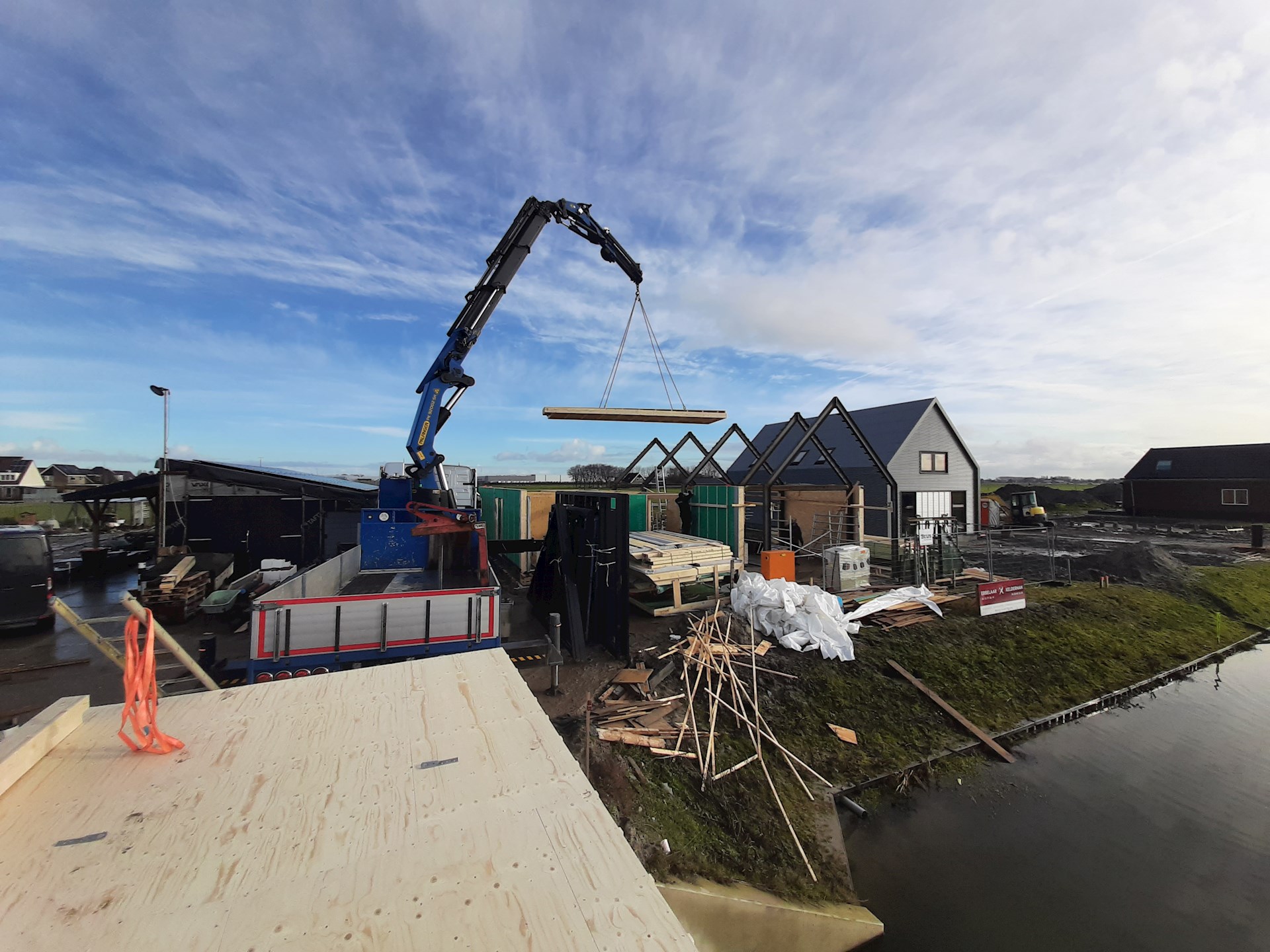 Projecten Prefab Huis In Elkaar Hijsen Zwaagdijk Voor Ebbelaar En Kelderman Aannemers7