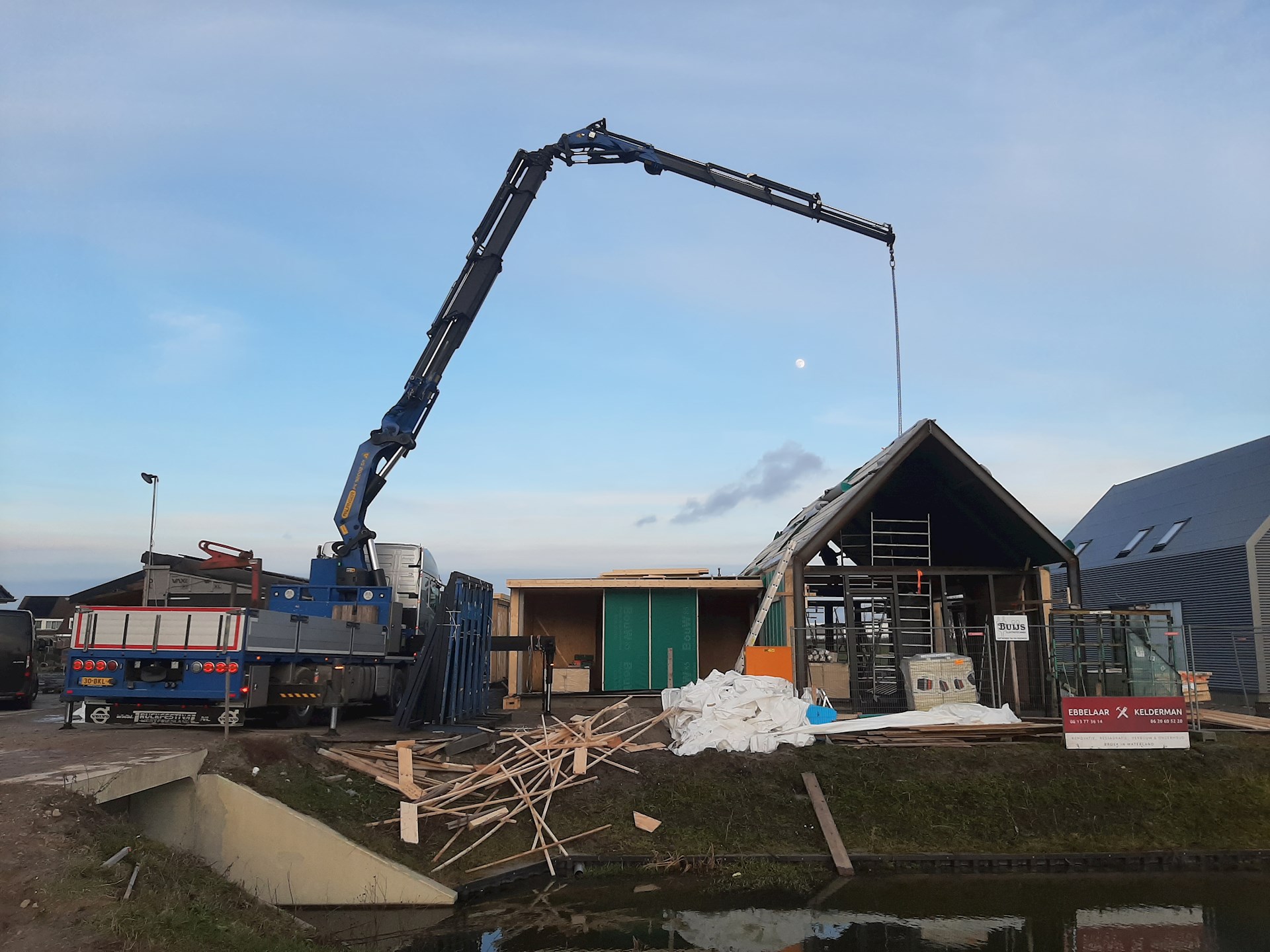 Projecten Prefab Huis In Elkaar Hijsen Zwaagdijk Voor Ebbelaar En Kelderman Aannemers10