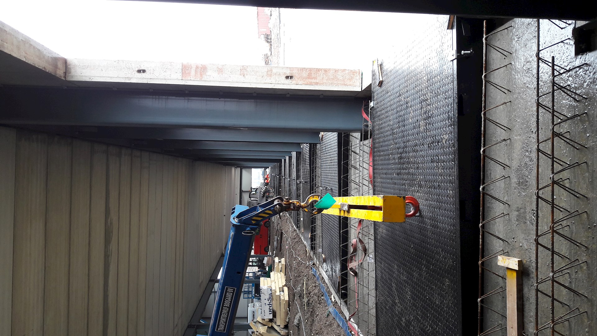 Projecten Dock Levelers Plaatsen Voor Nieuwbouw Pand Schiphol Voor Assa Abloy Heerhugowaard6