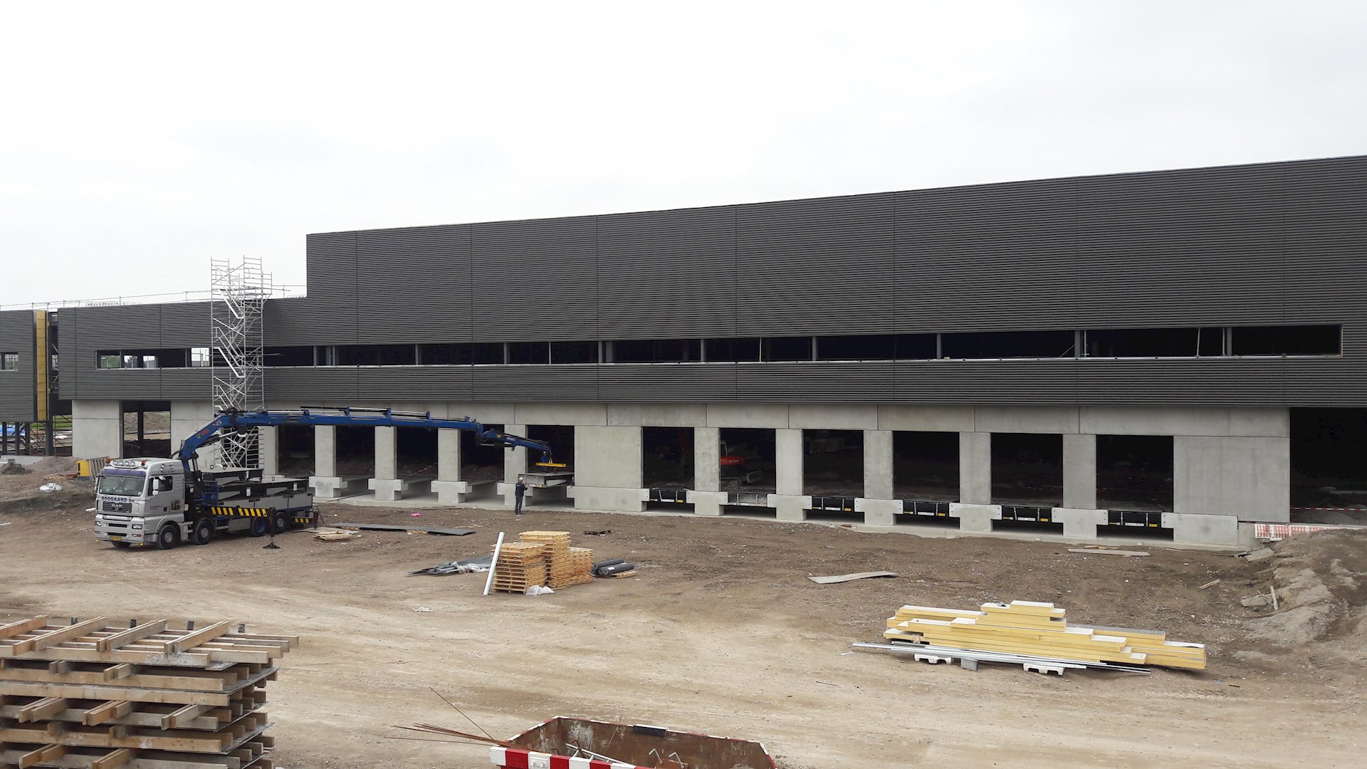 Projecten Dock Levelers Plaatsen Voor Nieuwbouw Pand Schiphol Voor Assa Abloy Heerhugowaard8