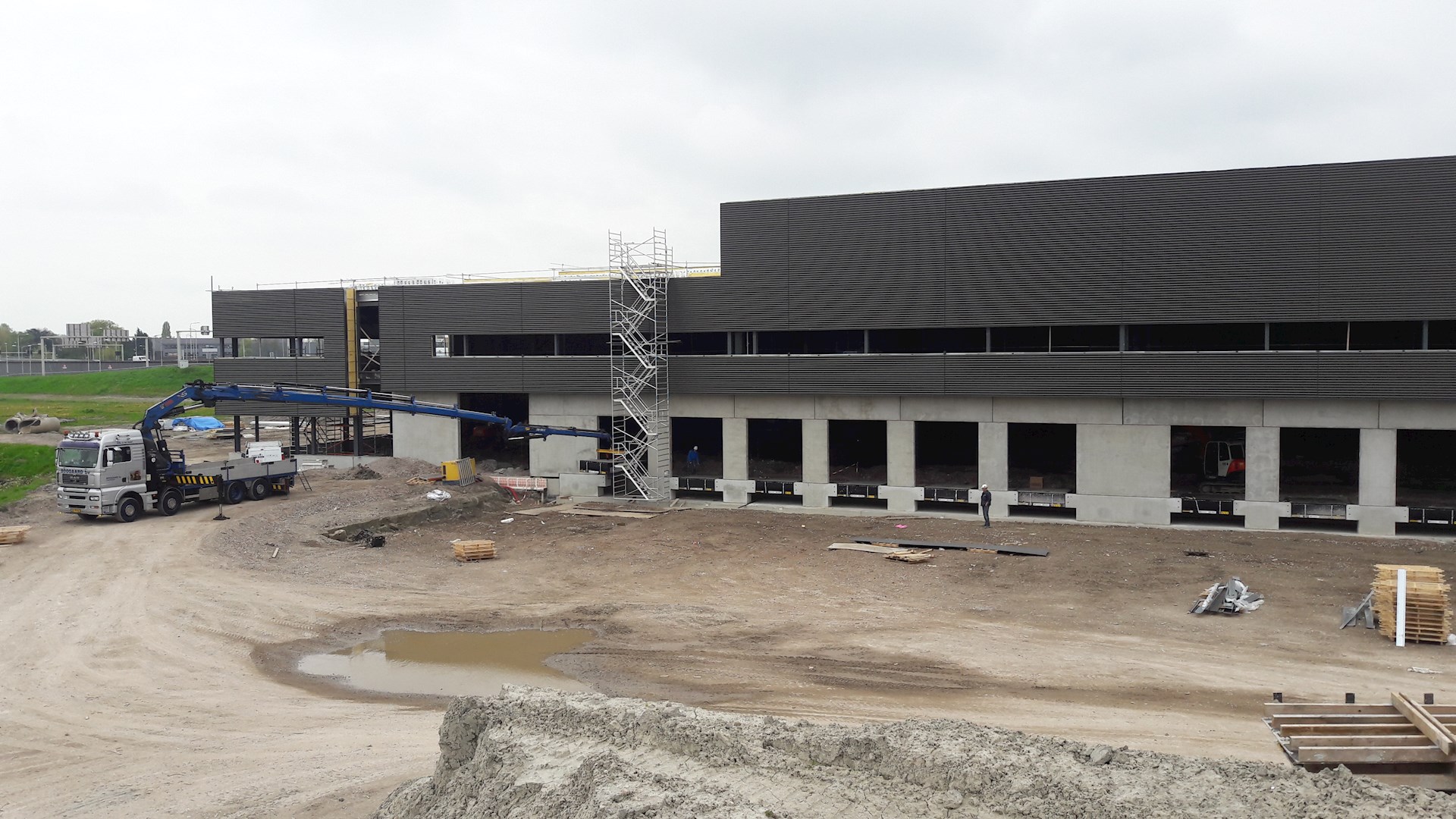 Projecten Dock Levelers Plaatsen Voor Nieuwbouw Pand Schiphol Voor Assa Abloy Heerhugowaard10