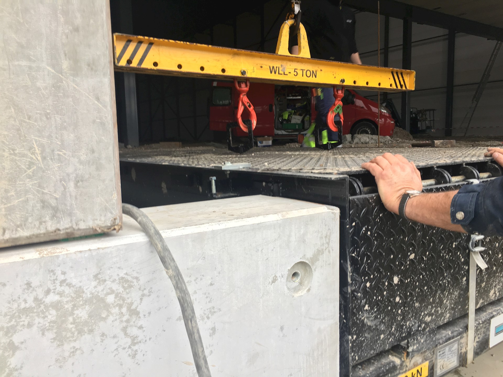 Projecten Dock Levelers Plaatsen Voor Nieuwbouw Pand Schiphol Voor Assa Abloy Heerhugowaard13