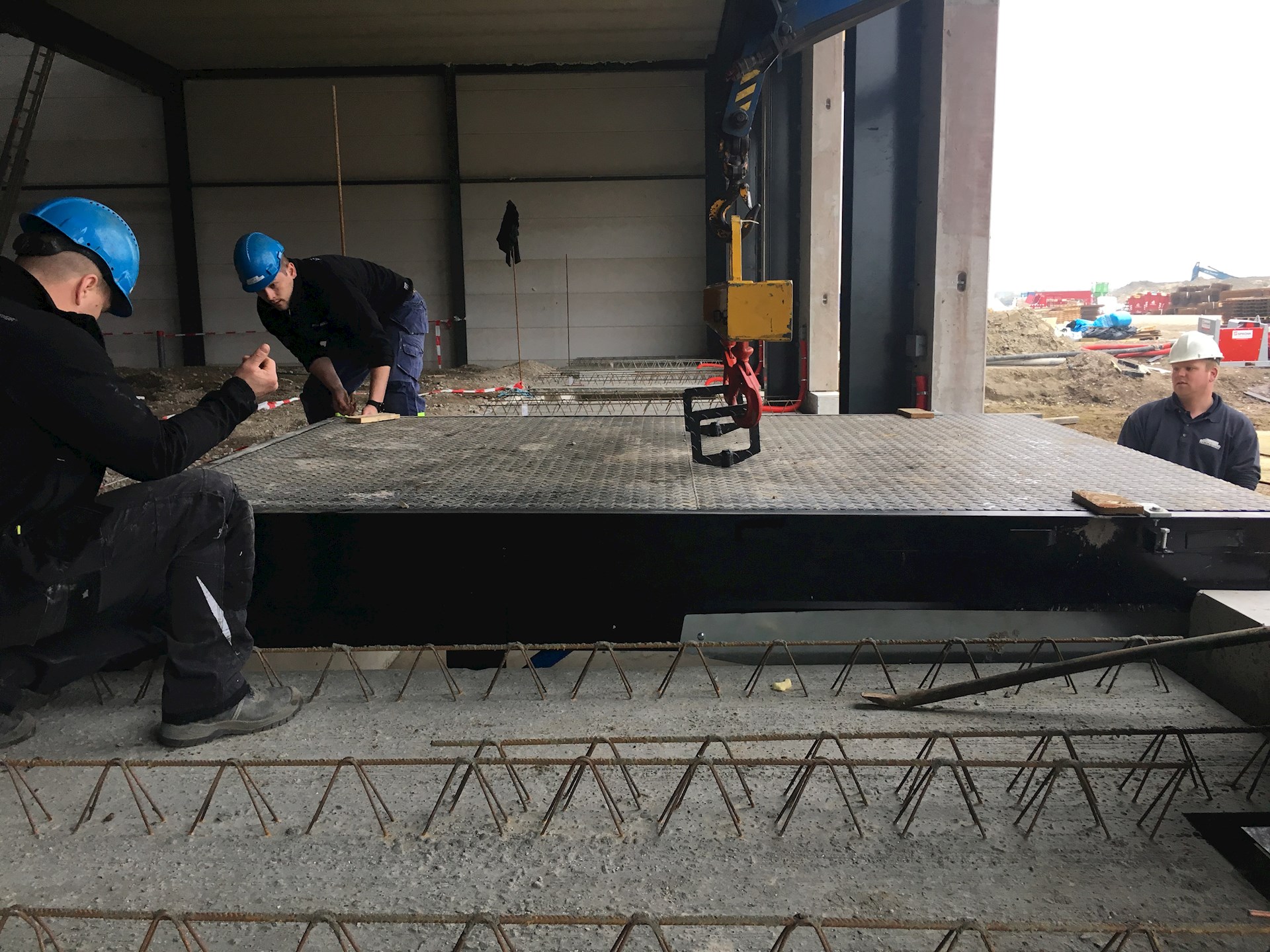 Projecten Dock Levelers Plaatsen Voor Nieuwbouw Pand Schiphol Voor Assa Abloy Heerhugowaard16